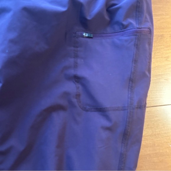 Eddie Bauer Women’s Fleece Lined Purple Pants size 14 - Picture 3 of 10